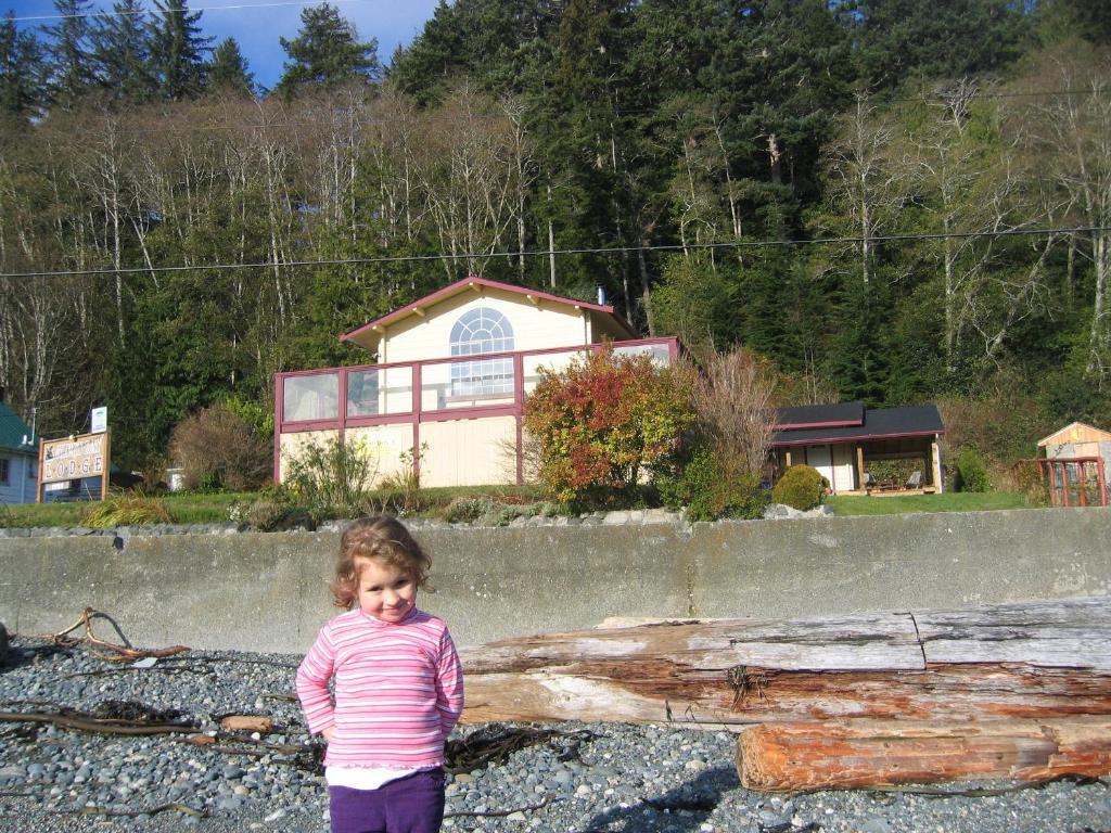 Alert Bay Lodge Exterior foto